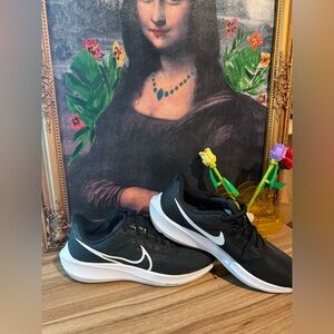 Men's Nike Air ZOOM PEGASUS 39
Shoes DH4071-001 size 12